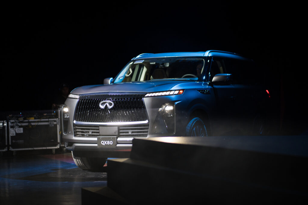 NFINITI QX80 2025, una SUV de lujo que se distingue por su innovador sistema de audio Klipsch, el primero de su clase en una SUV.