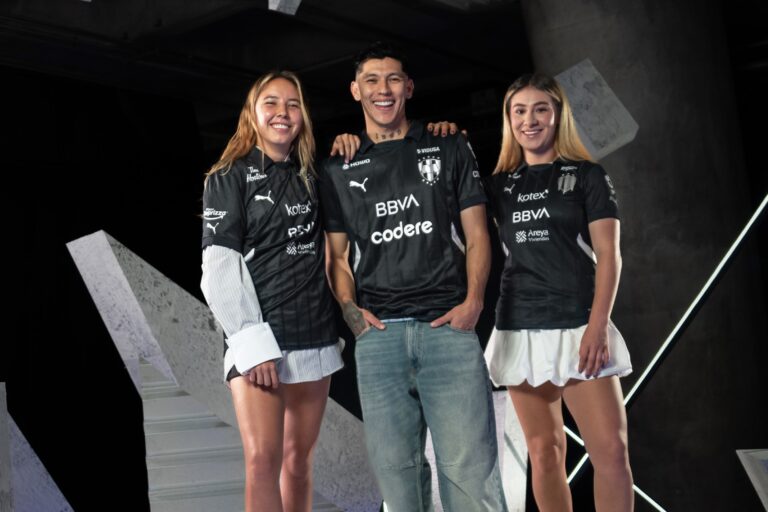 Rayados y PUMA lanzan Jersey por Aniversario del BBVA