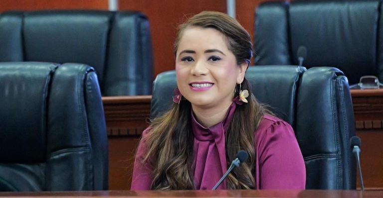 alejandra-ang-hernandez-2