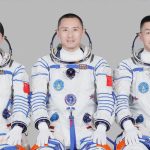 La misión Shenzhou 23 despegó desde el desierto del Gobi con tres astronautas a bordo