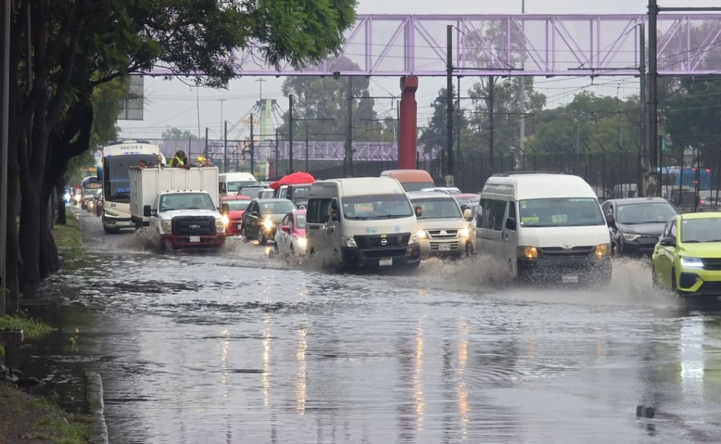 El Servicio Meteorológico Nacional (SMN) informó que un frente frío fuera de temporada se aproximará al territorio mexicano