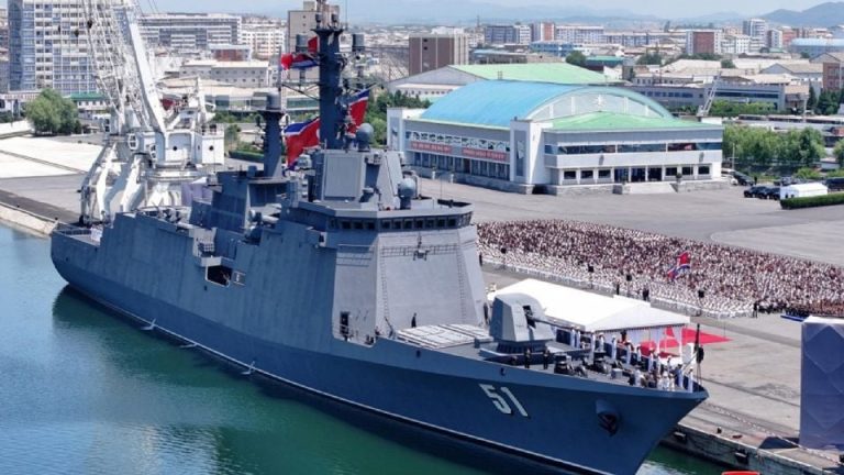 Corea del Norte impulsa plan para reforzar su armada con armas nucleares