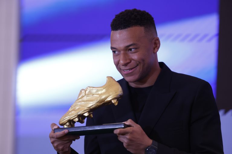 Mbappé gana la Bota de Oro con una actuación brillante