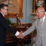 Andy Burnham se convirtió oficialmente en el nuevo primer ministro del Reino Unido, luego de recibir el nombramiento por parte del rey Carlos III