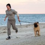 Anthony Ippolito interpreta a Sylvester Stallone