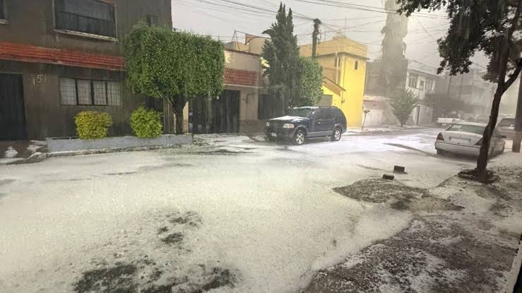 Granizada CDMX colapsa vialidades tras fuerte lluvia